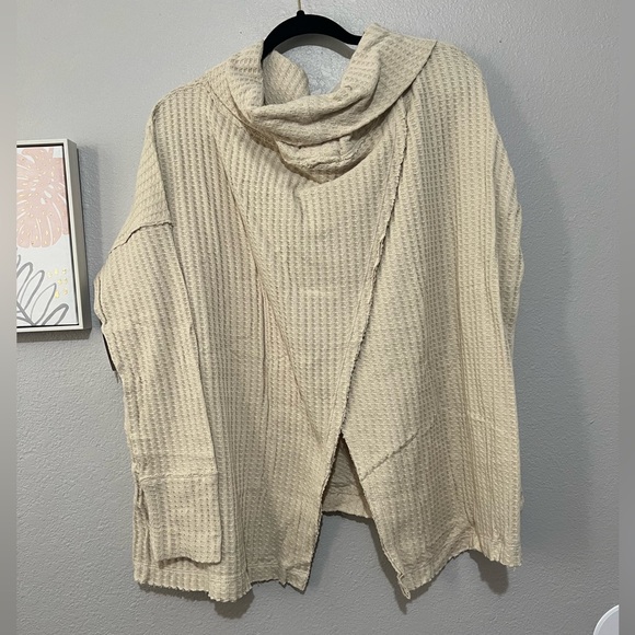Free People Juicy Long Sleeve Top - Picture 3 of 10